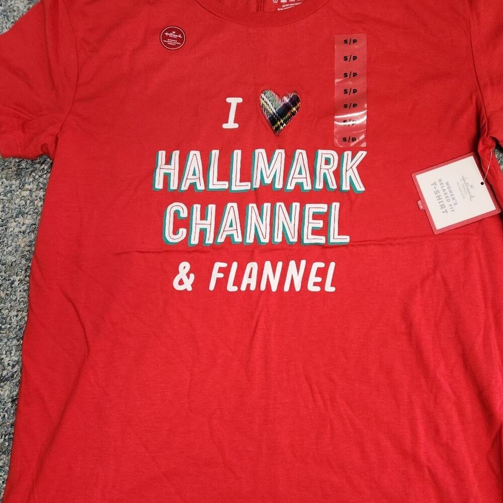 Hallmark Channel womens Christmas Tshirt Size small NWT